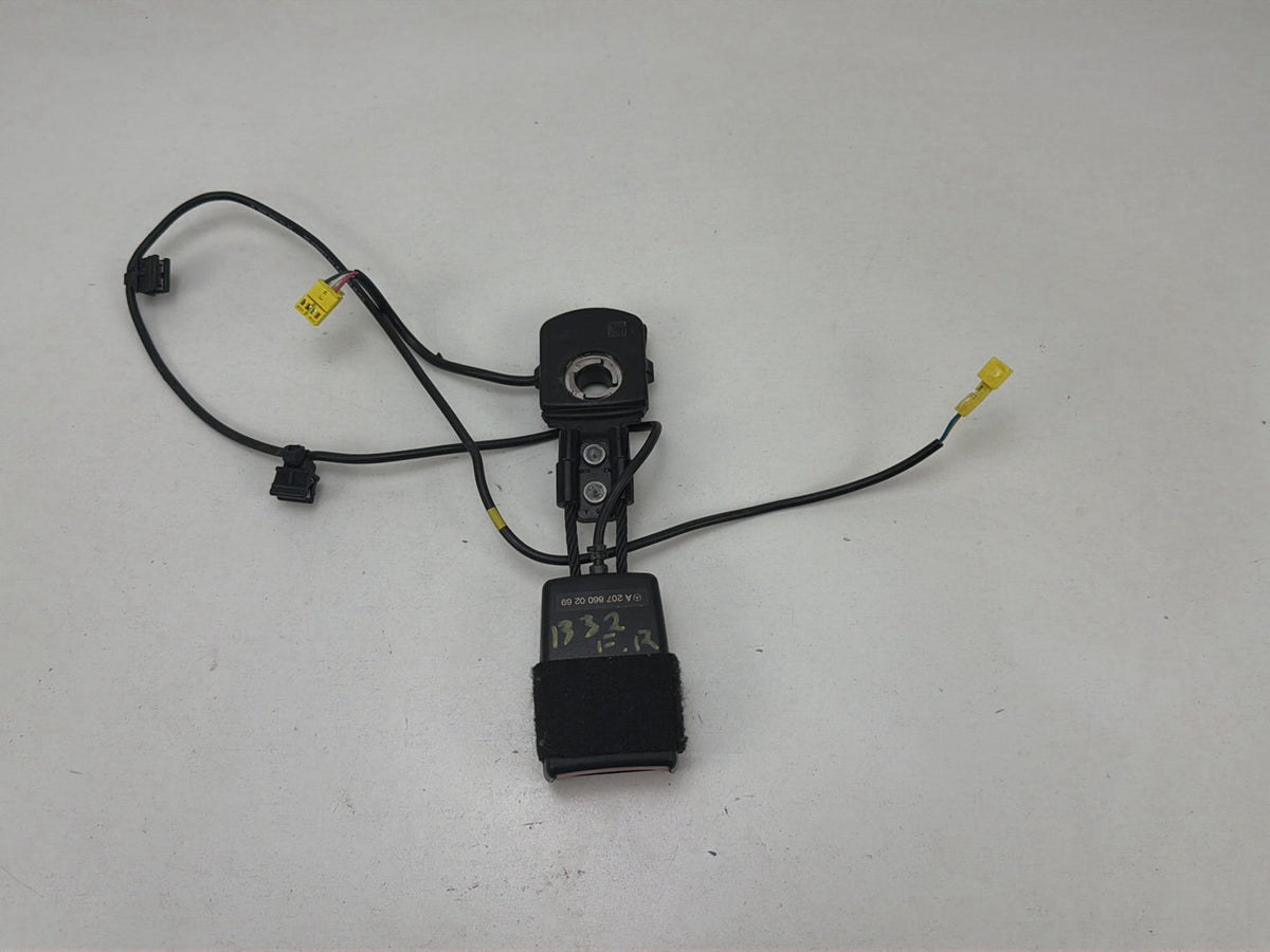 2010-2014 Mercedes-Benz E-Class-Front Right Seat Belt Buckle A2078600269 OEM