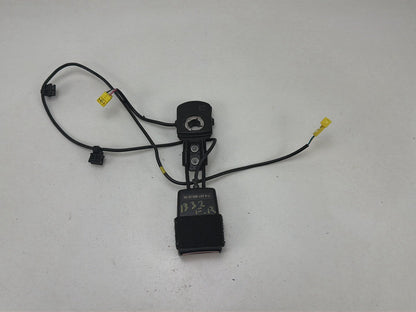 2010-2014 Mercedes-Benz E-Class-Front Right Seat Belt Buckle A2078600269 OEM