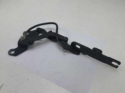 2007-2008 BMW 328xi Front Left Driver Side Hood Hinge 7115263 OEM