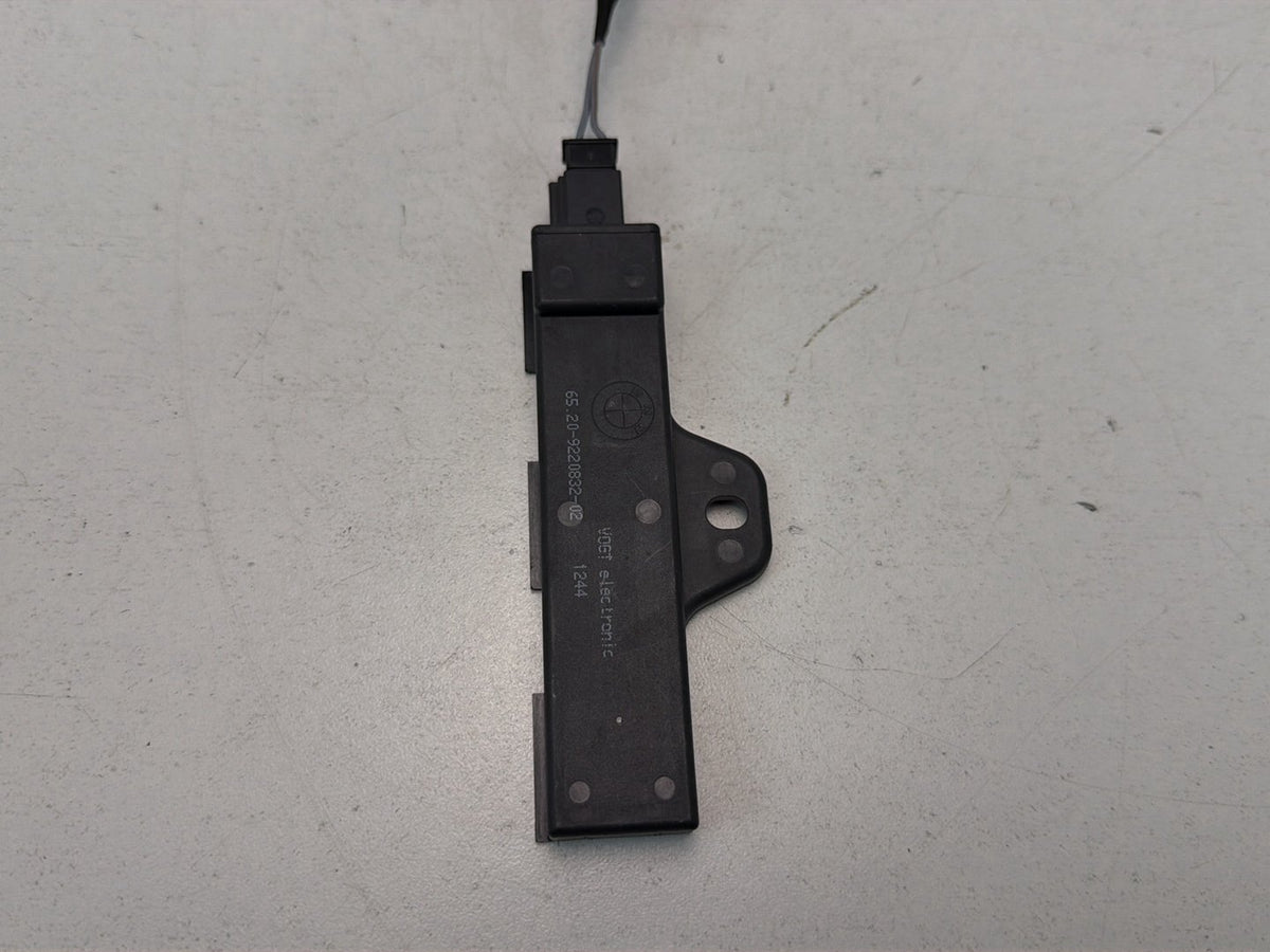 2014-2016 BMW 228i F22 Keyless Entry Antenna Module 9220832 OEM