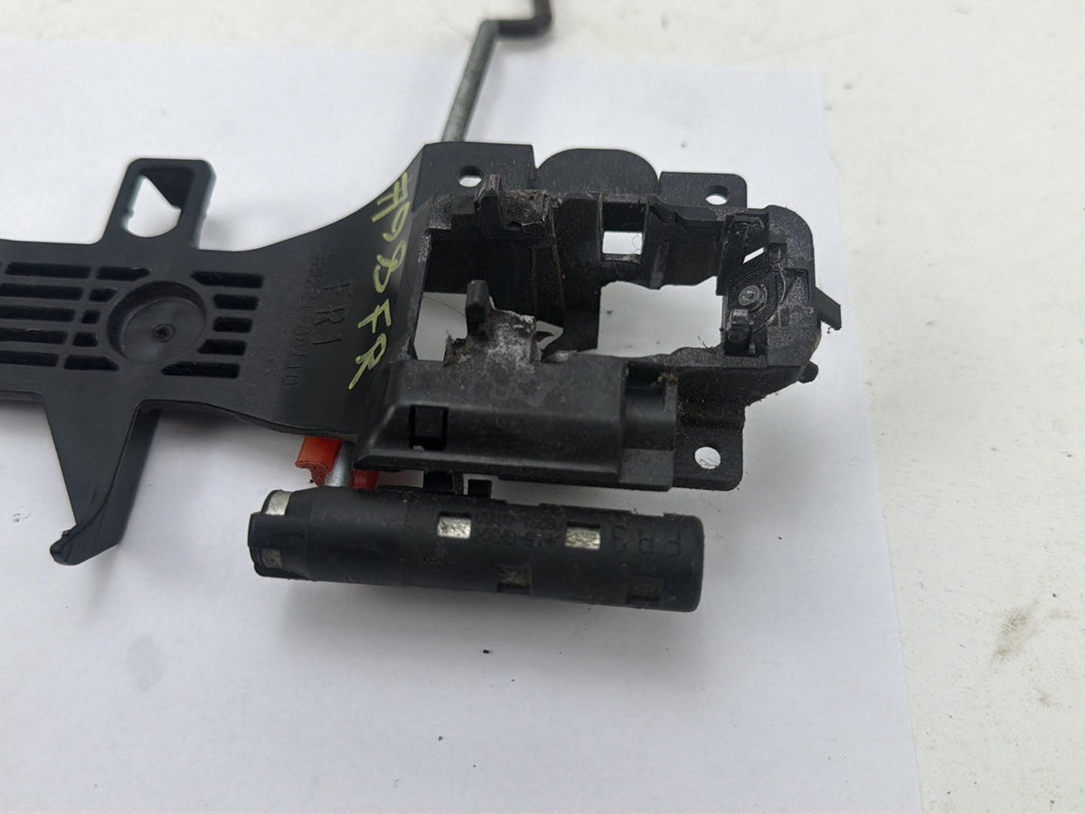 2012-2017 Toyota Camry Front Right Side Exterior Door Handle Bracket Carrier OEM