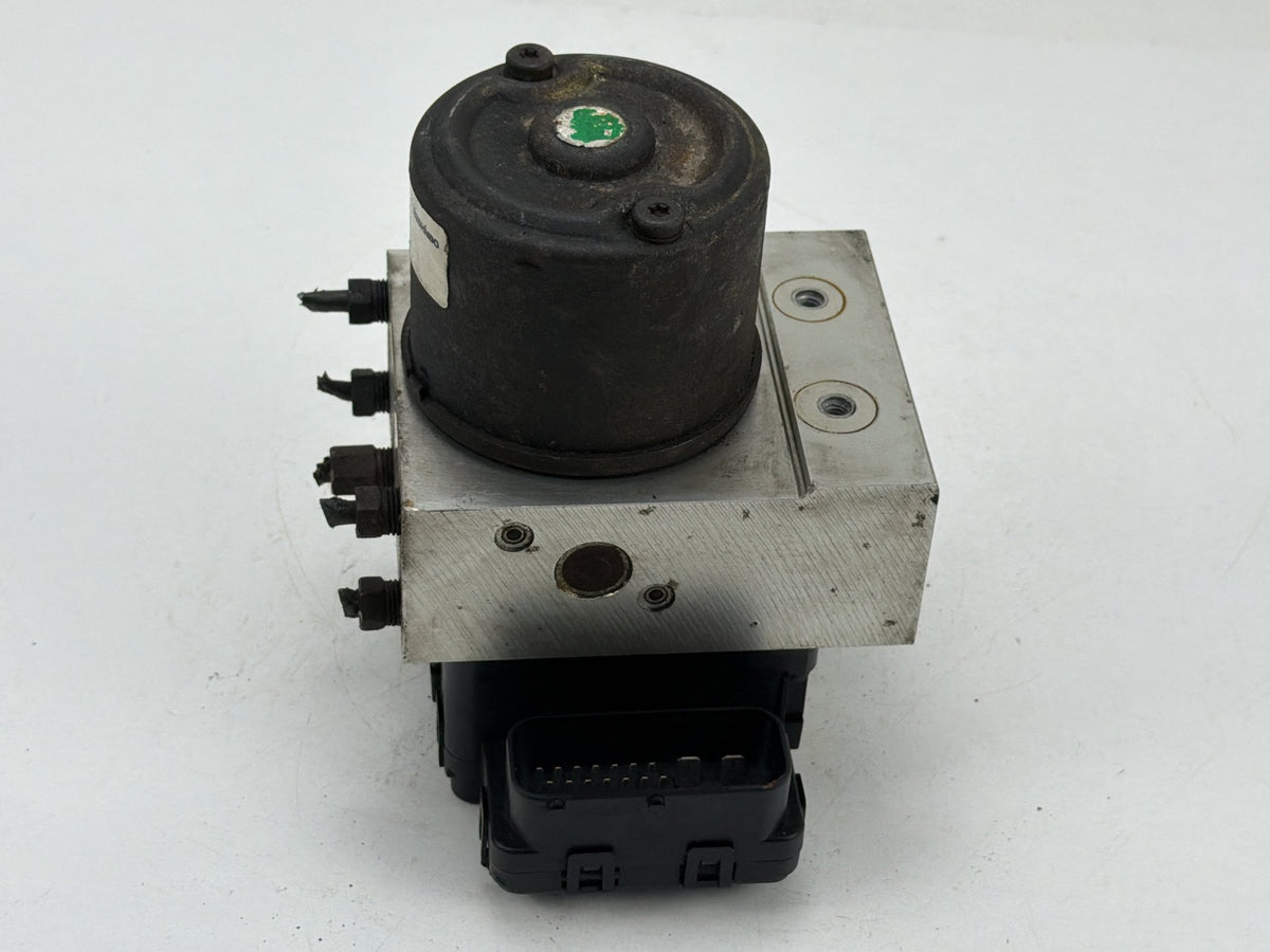 2005 Suzuki XL-5 ABS Anti-Lock Brake Pump Module A3.0440-0112.4 OEM