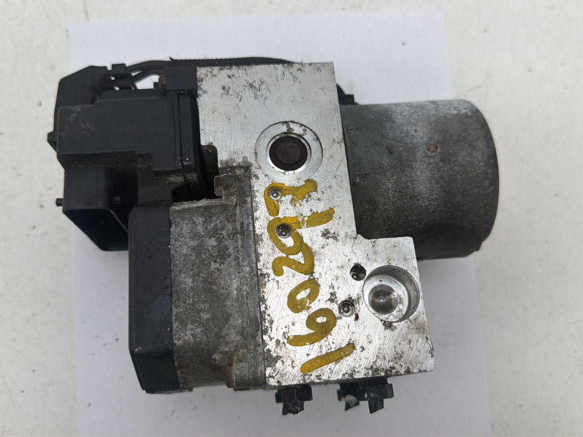 2001-2005 Volkswagen Passat ABS Pump Anti Lock Brake Module 3B0614111 OEM