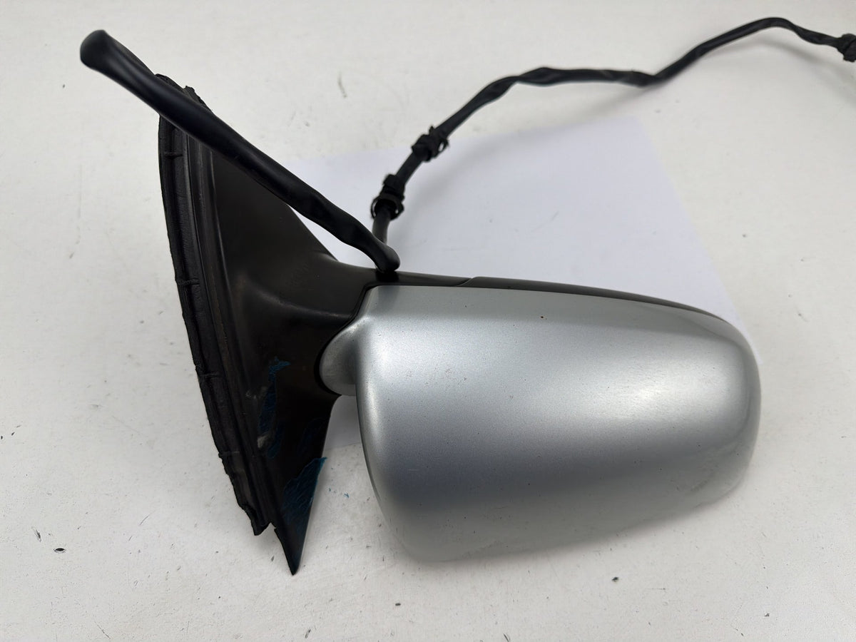 2002-2008 Audi A4 Right Passenger Side View Door Mirror Power E1010681 OEM