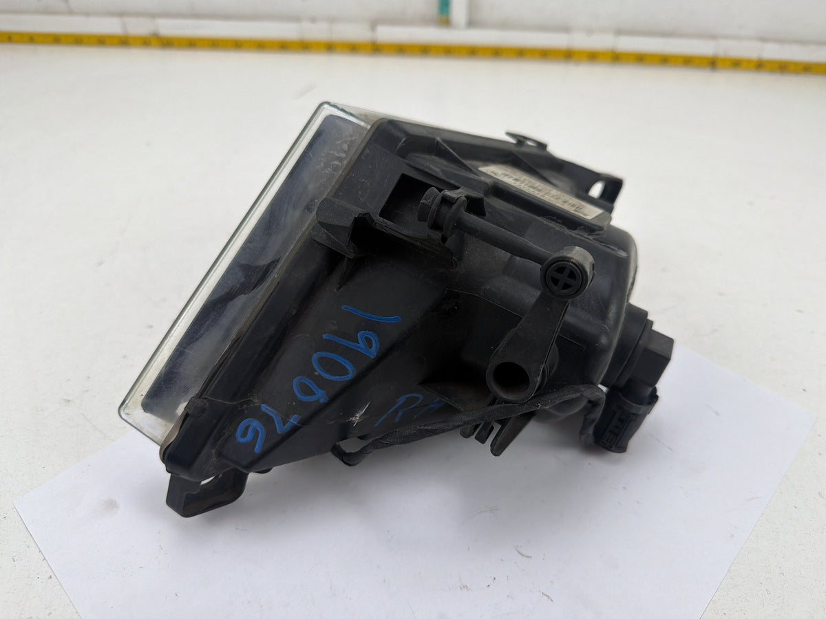 2008-2010 BMW 535i Front Right Passenger Side Bumper Fog Light 63177177712 OEM