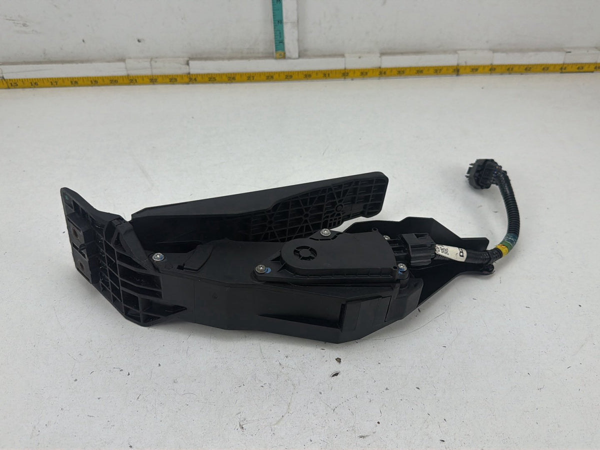 2014-2023 Infiniti Q50 Accelerator Gas Pedal OEM