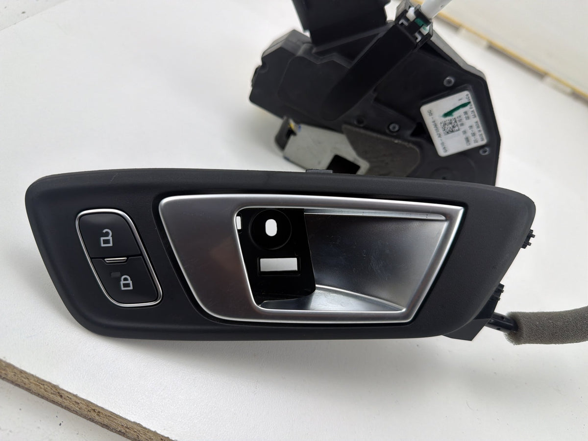 2018-2022 Ford EcoSport Front Right Door Lock Actuator w/ Interior Handle OEM