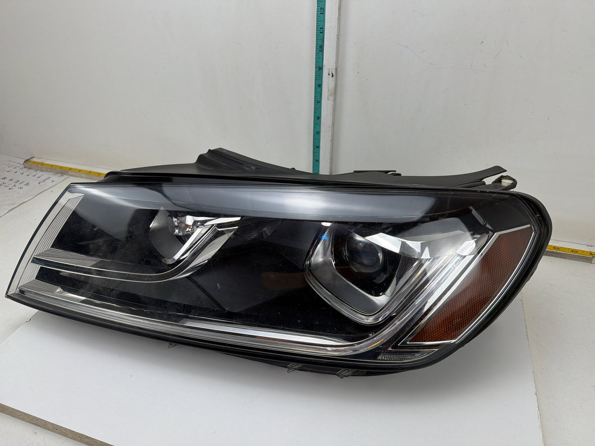 2015-2017 Volkswagen Touareg Front Left Driver Side Headlight Lamp Assembly OEM