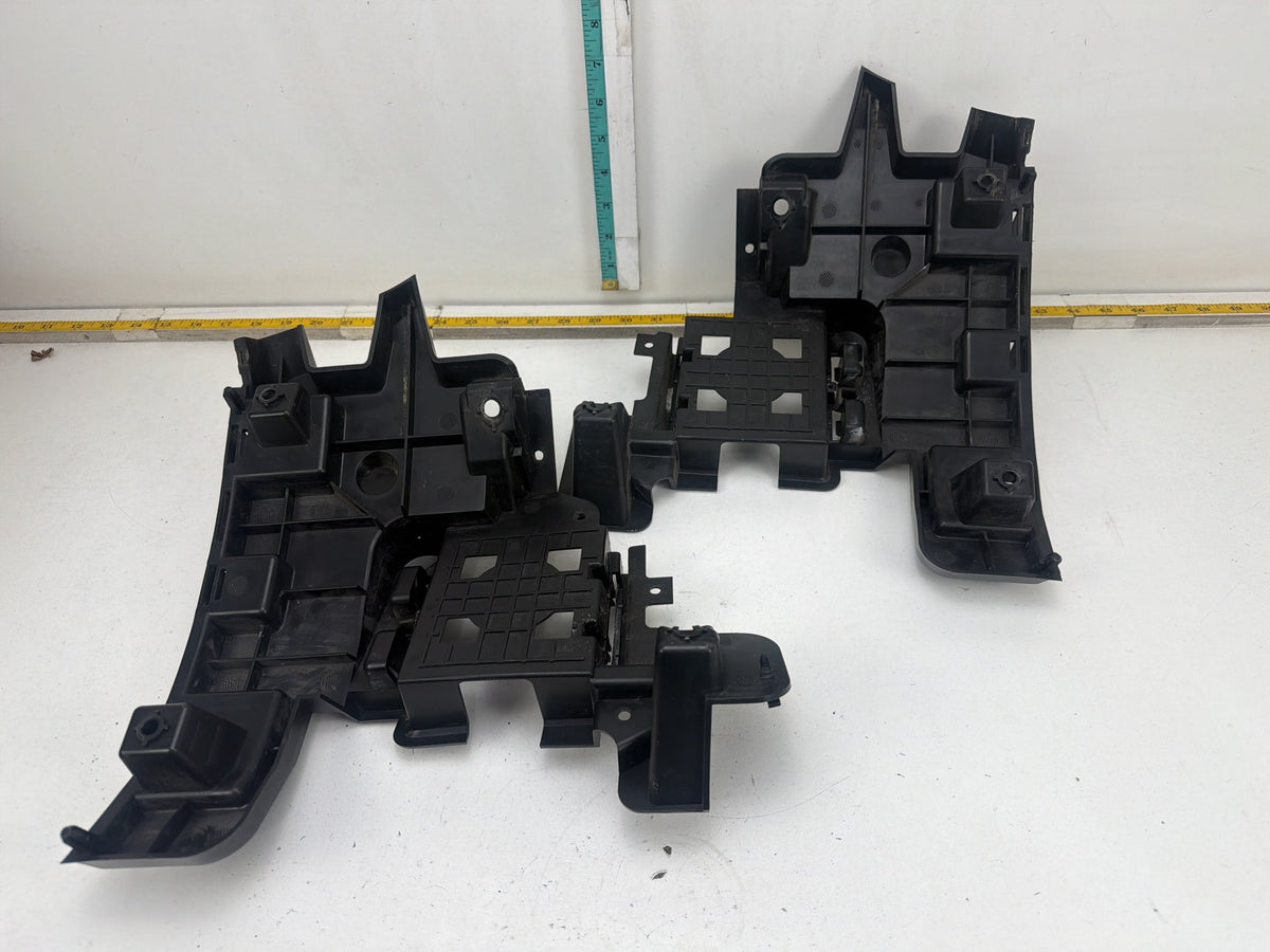 2014-2018 Volvo S60 Rear Bumper Side Mount Support Guide Bracket Pair OEM