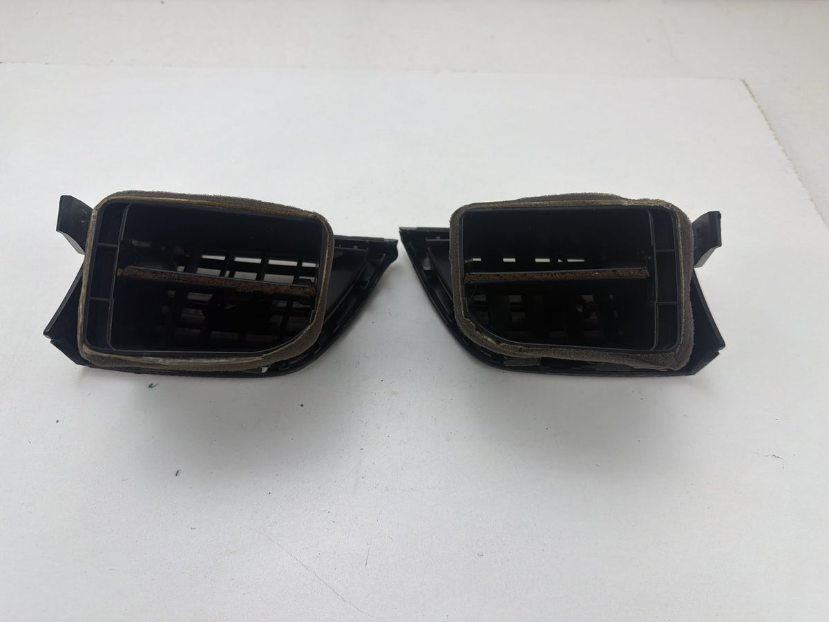 2013-2019 Nissan Sentra Front Left & Right Side Dash Air Vent Grille OEM
