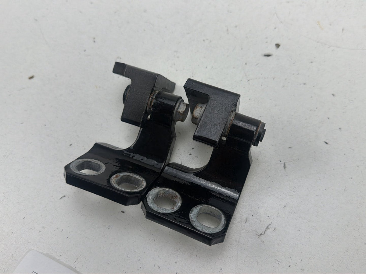 2014-2017 Maserati Ghibli Rear Left Driver Side Upper/Lower Door Hinge Set OEM