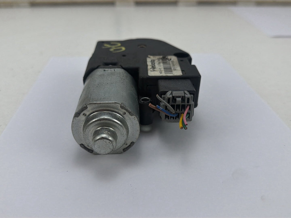 2008-2013 Infiniti G37 Overhead Sun Roof Slide Motor N031-V7 OEM