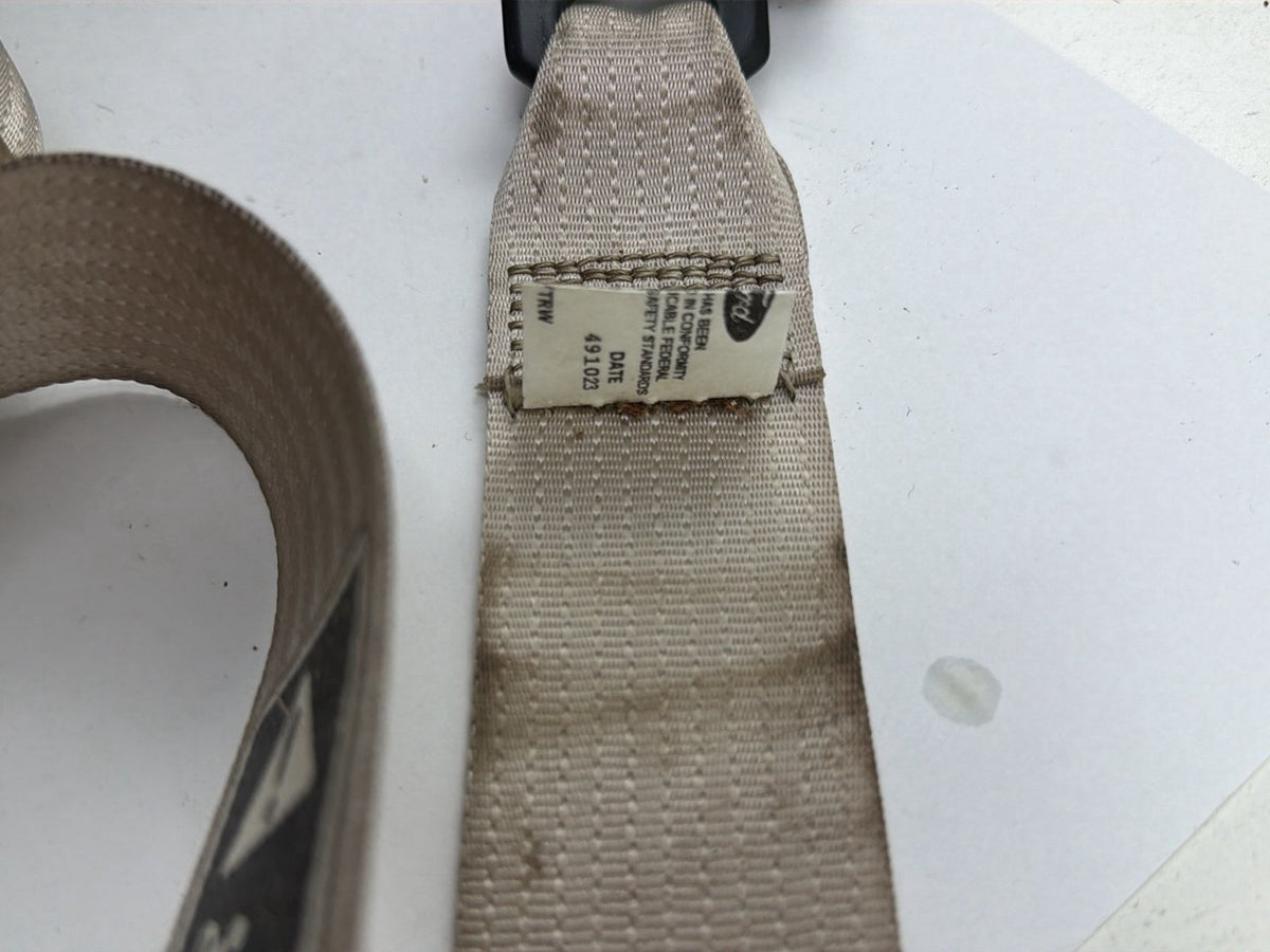 2003-2006 Lincoln Navigator 3rd Row Rear Left Side Seat Belt Retractor Tan OEM