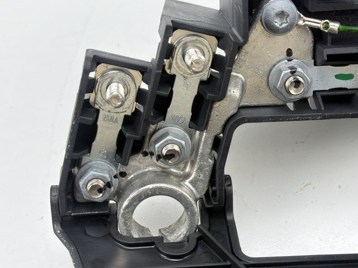 2012-2018 Audi A7 Positive Battery Terminal Connector KB8J4590 OEM