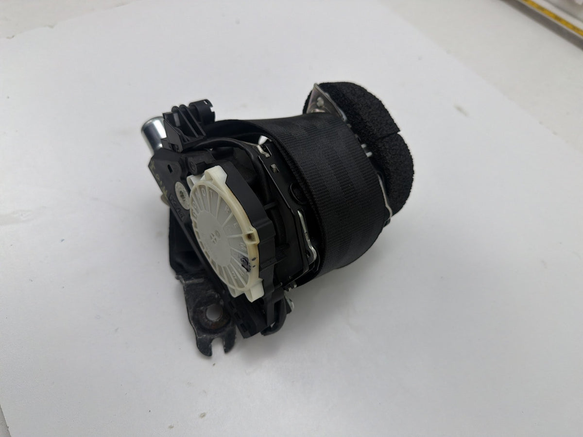 2011-2018 Volvo S60 Rear Right Passenger Side Seat Belt Retractor P039818855 OEM
