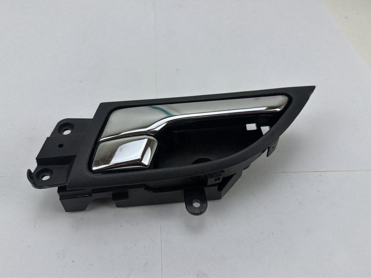2006-2010 Infiniti M35 Front Right Passenger Side Interior Door Handle OEM