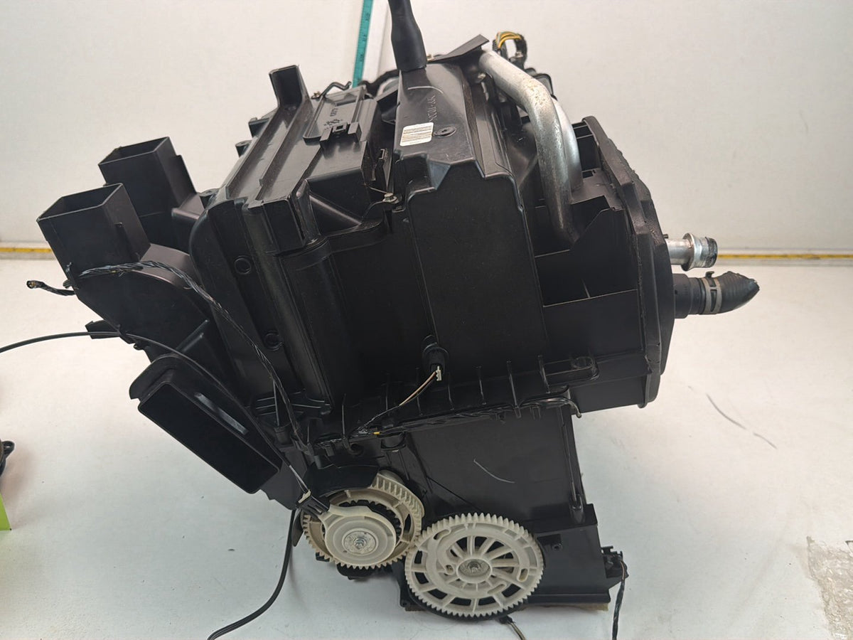 2013-2019 Chevrolet Sonic HVAC AC Heater Evaporator Blower Motor Housing Box OEM