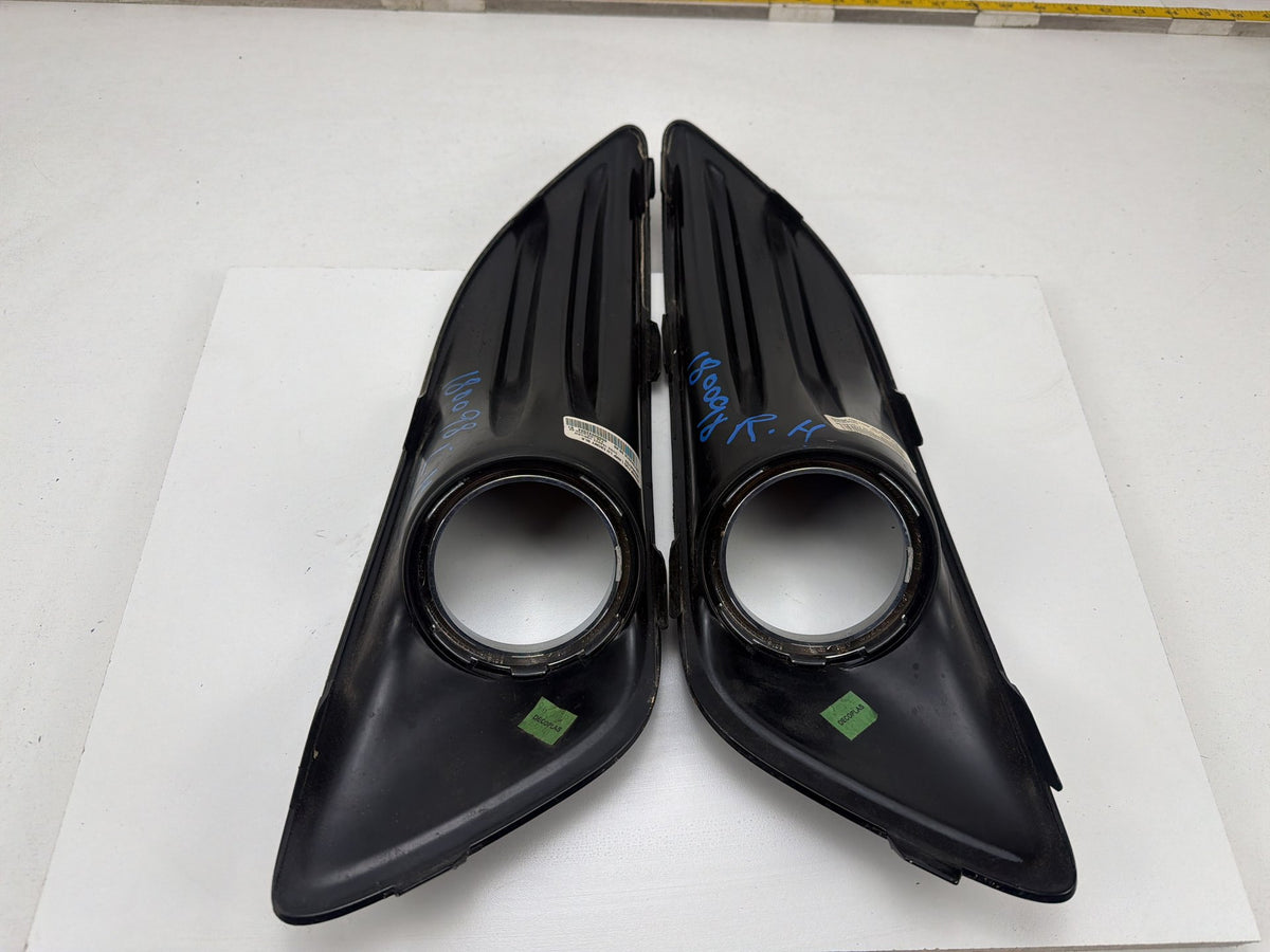 2014-2019 Ford Fiesta Front Left & Right Side Fog Light Cover Bezel Set of 2 OEM