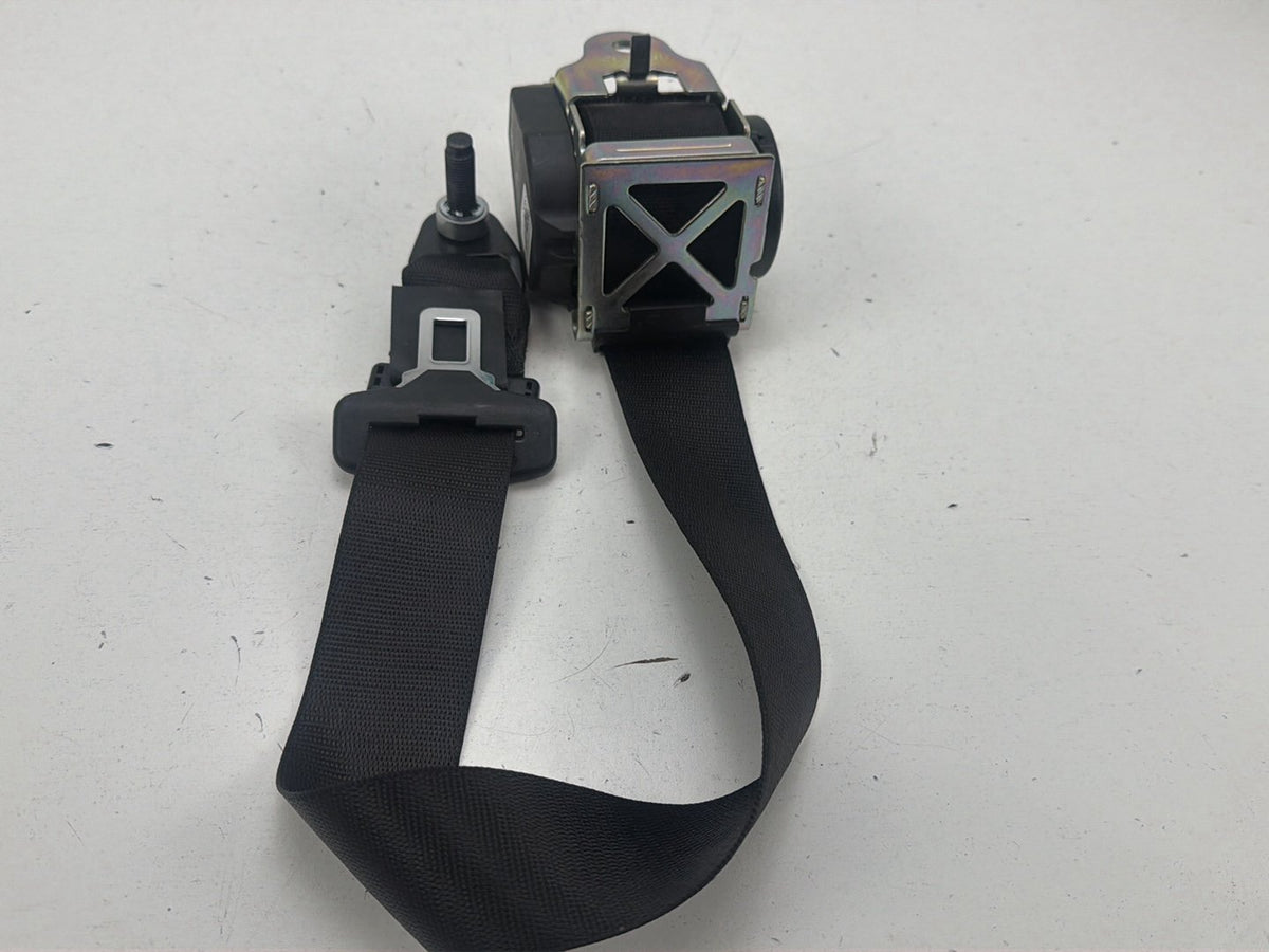 2014-2017 Maserati Ghibli Rear Right Passenger Side Seat Belt Retractor OEM