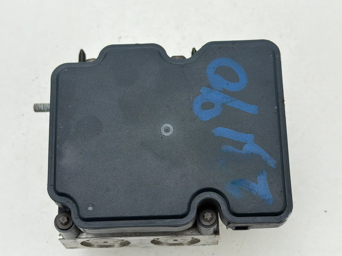 2014-2015 Subaru Forester Anti-Lock Brake ABS Pump Modulator Assembly OEM