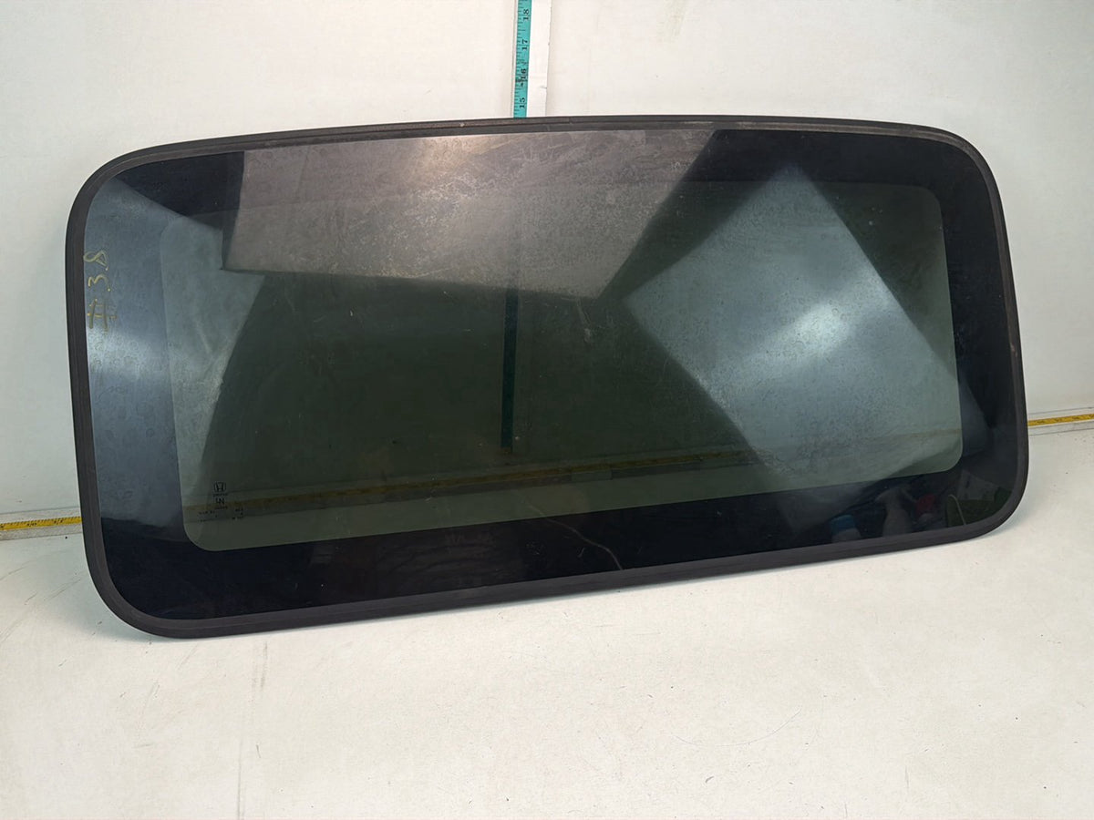 2005-2010 Honda Odyssey - Sun Roof Sunroof Window Glass OEM