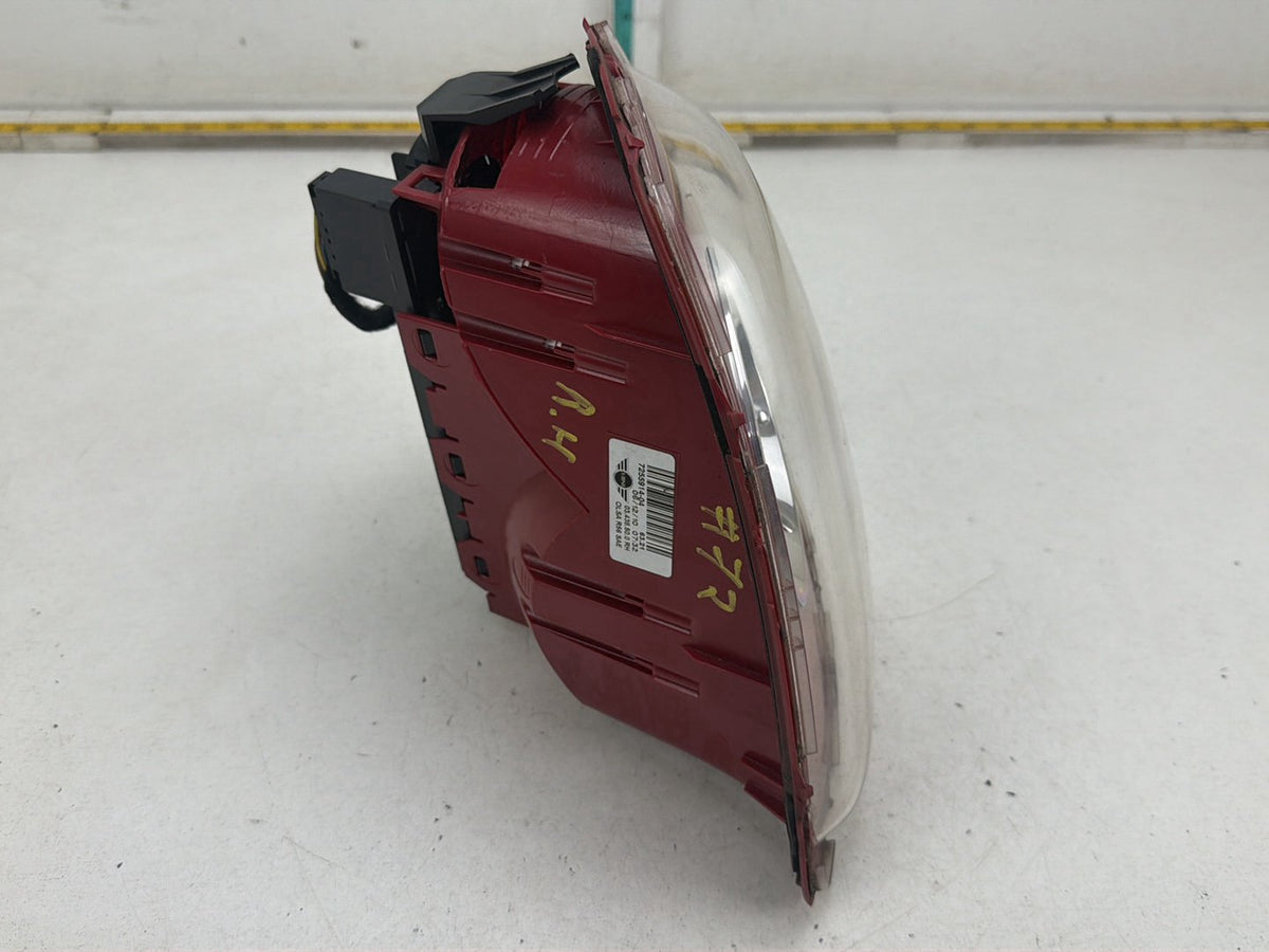 2007-2011 Mini Cooper S R56 Rear Right Passenger Side Tail Light 7255914-04 OEM