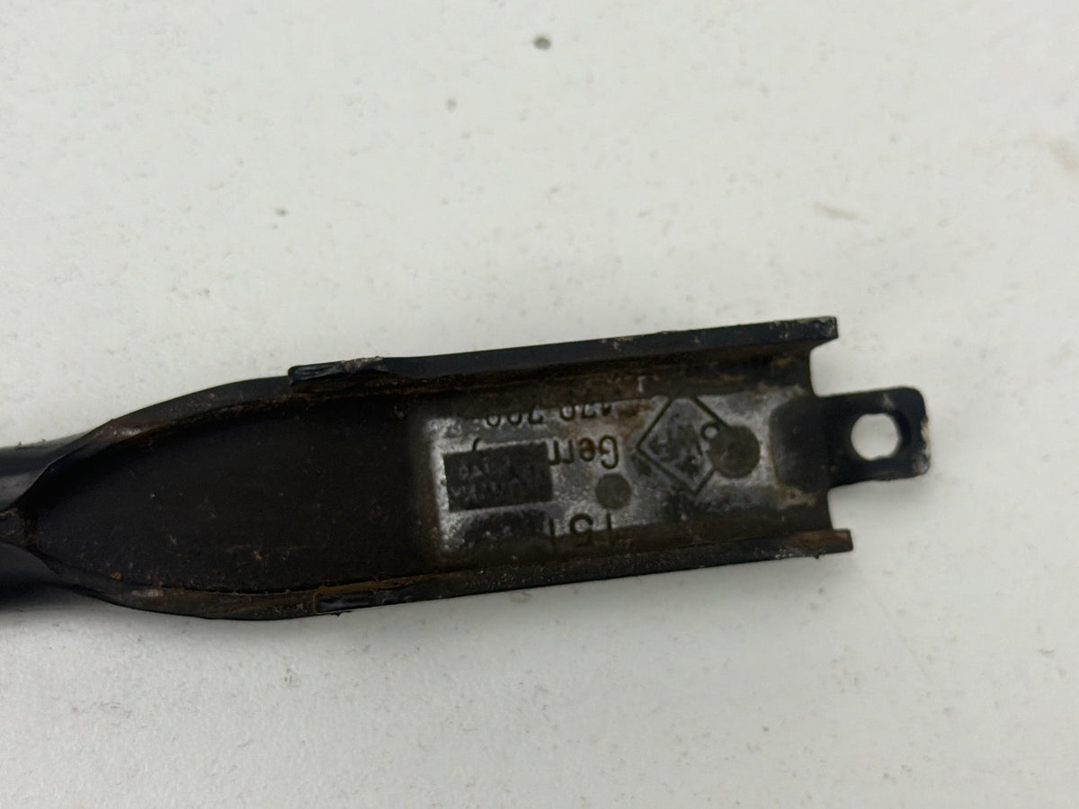 2009-2011 BMW 335i xDrive Front Windshield Wiper Arm Pair 7253397, 7253386 OEM