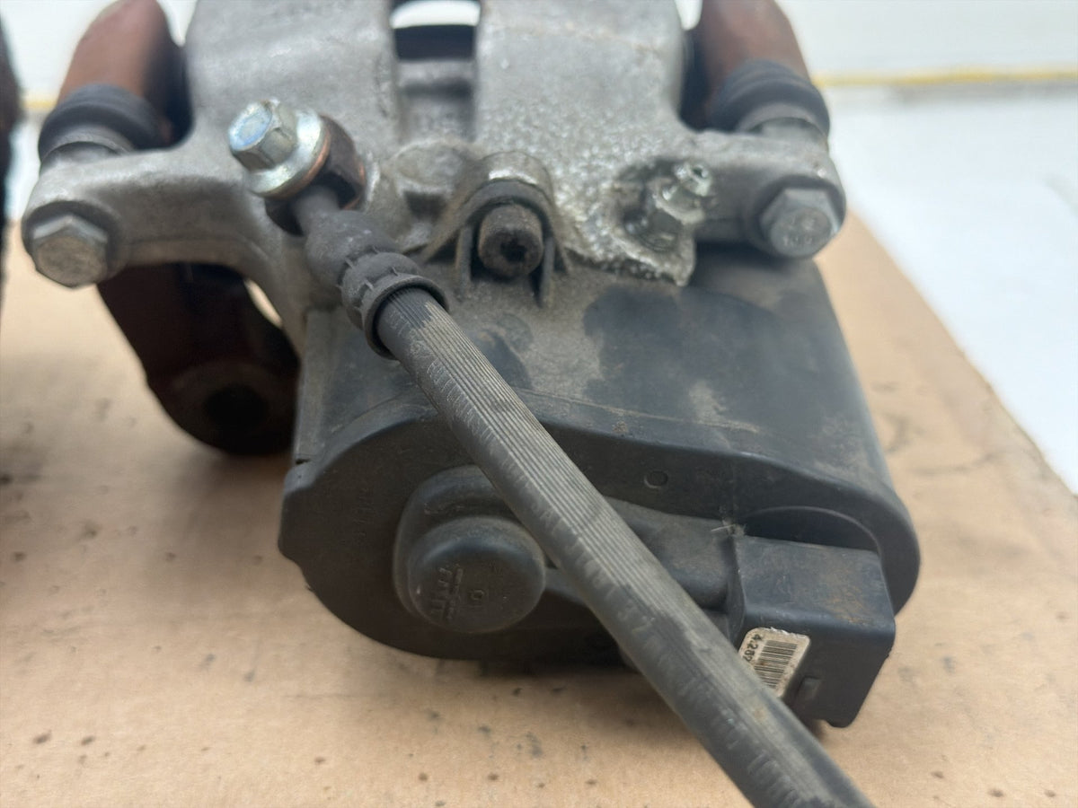 2011-2018 Volvo S60 Rear Right & Left Side Brake Caliper Pair OEM