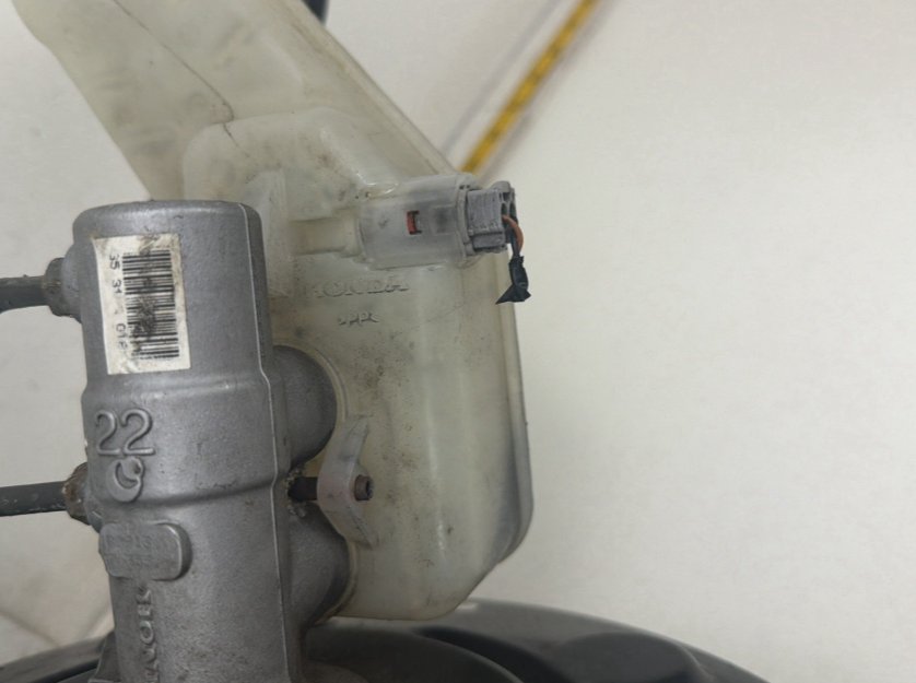 2011-2017 Honda Odyssey Brake Master Cylinder & Power Brake Booster OEM