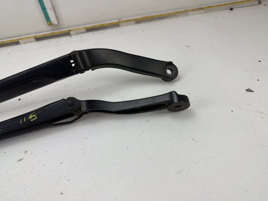 2014-2020 Maserati Ghibli III M157 Front Left-Right Windshield Wiper Arm Set OEM