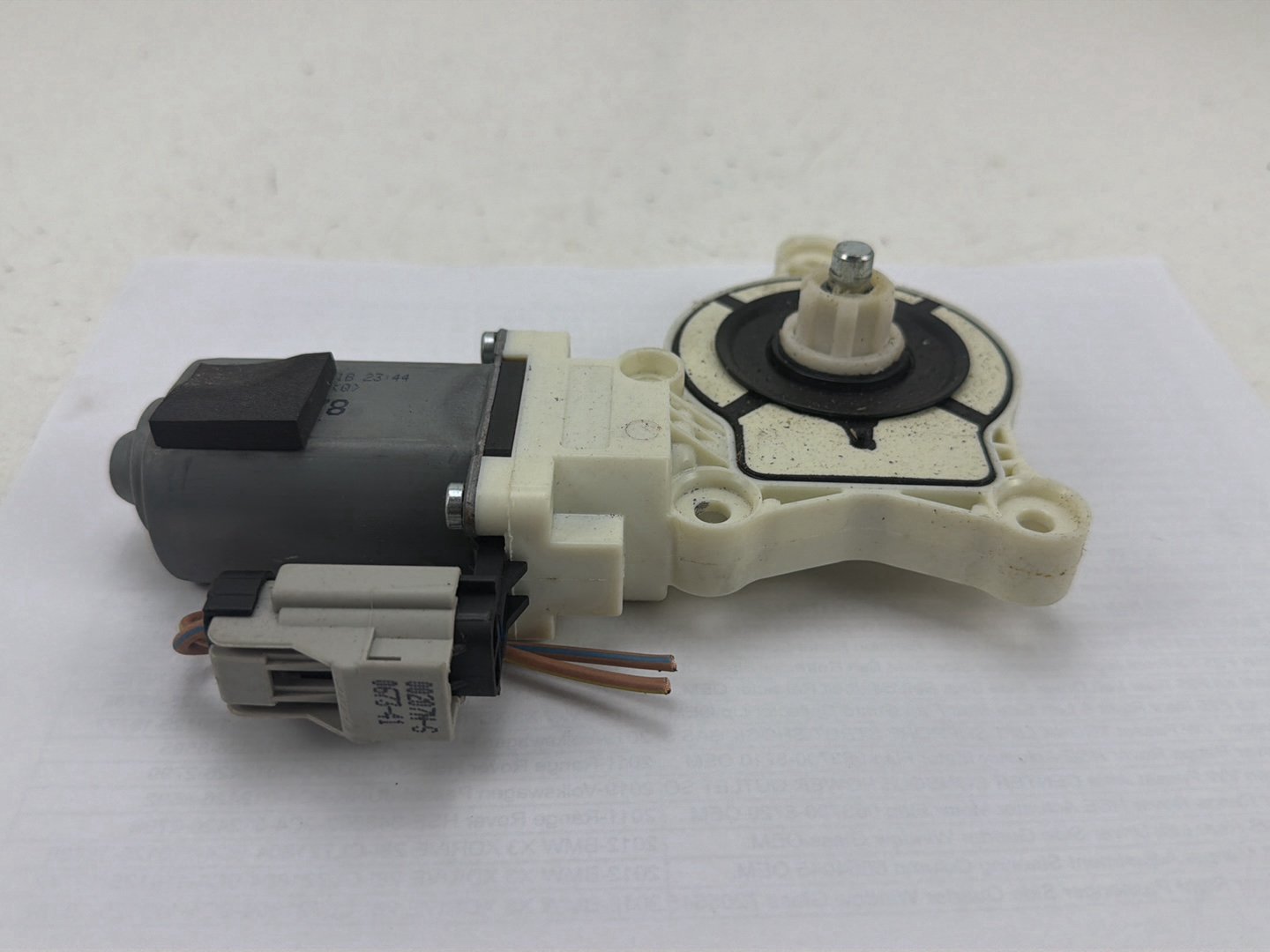 2013-2018 Ram 1500 Rear Left Door Window Regulator Motor A15771-110 OEM