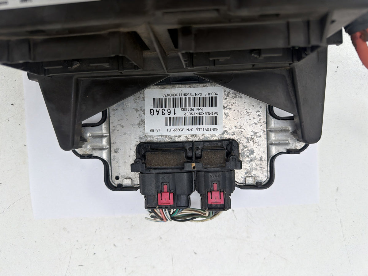 2008-2009 Jeep Grand Cherokee Fuse Box Relay Panel Body Module P04692163AG OEM