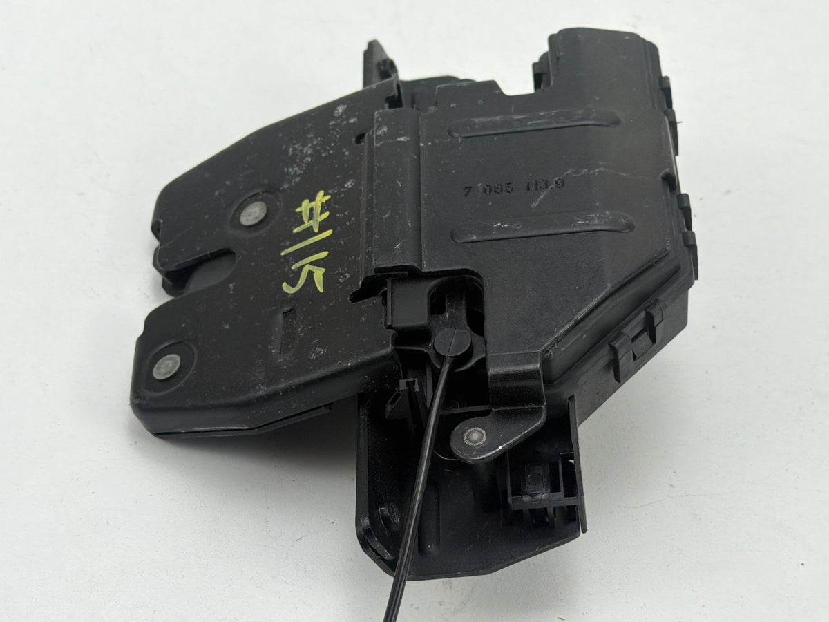 2010-2012 Land Rover Range Rover L322-Tailgate Trunk Lock Actuator 70651139 OEM