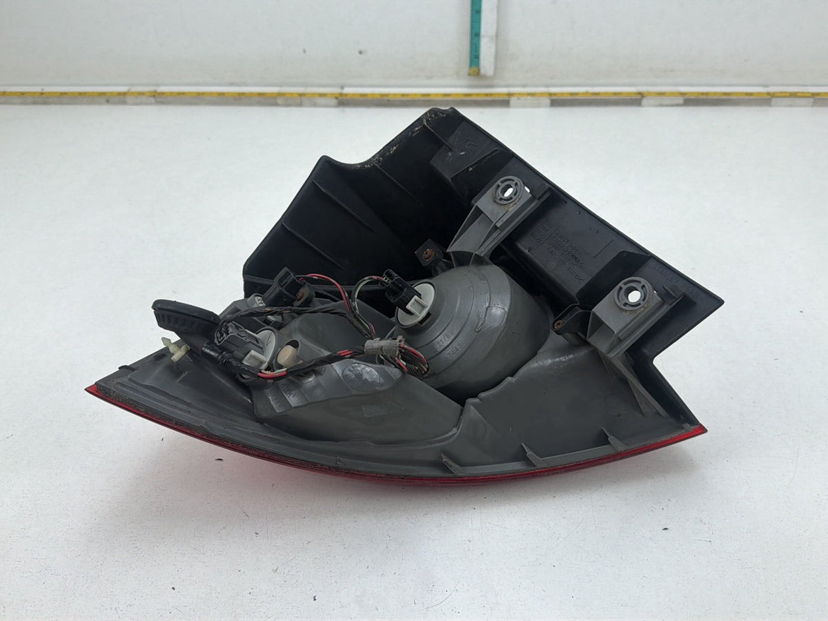 2010-2012 Acura RDX Right Side Outer Tail Light Quarter Panel Mounted OEM