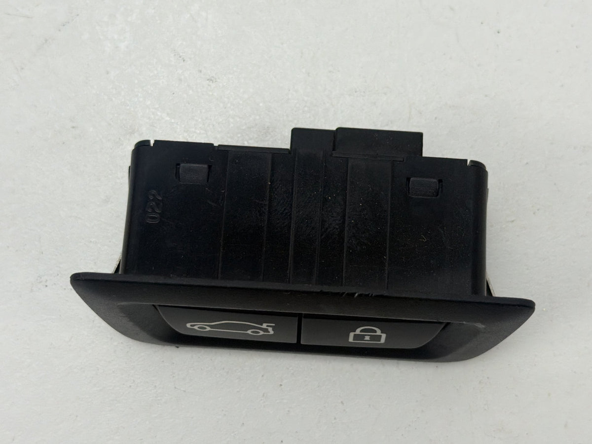 2011-2016 BMW 550i xDrive Rear Trunk Lid Central Locking Close Button Switch OEM