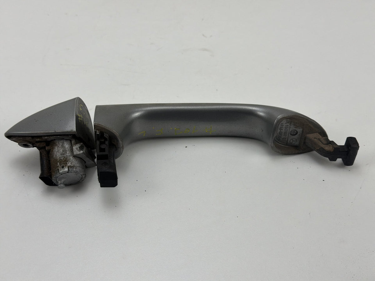 2006-2012 Mercedes-Benz R350 - Front Left Door Handle A1647660101 OEM