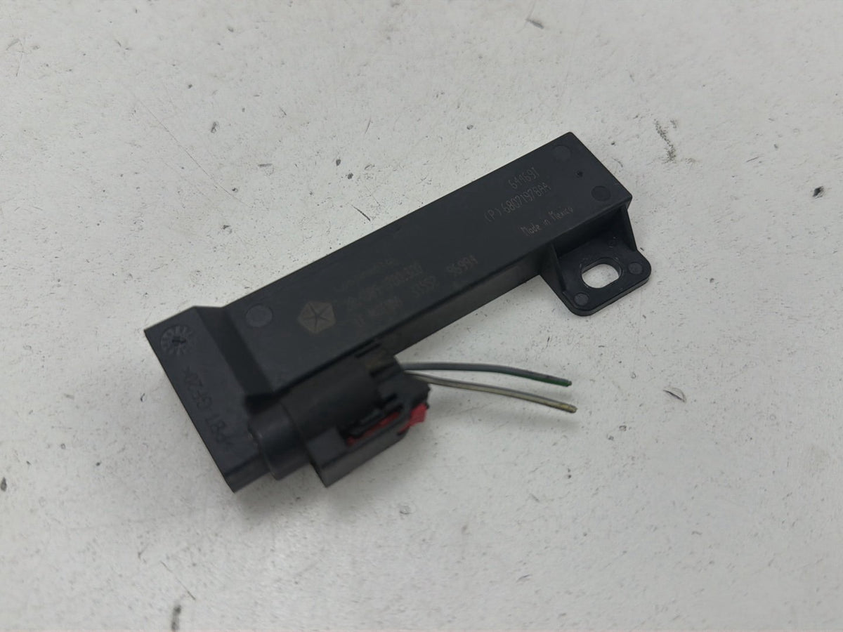2014-2017 Maserati Ghibli Rear Passive Keyless Entry Antenna Module OEM
