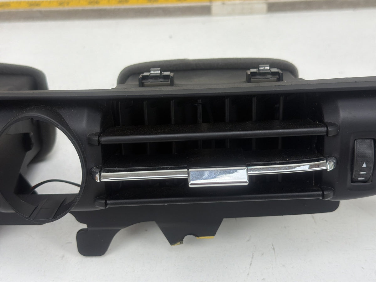 2014-2020 Maserati Quattroporte VI M156 Front Dashboard Air Vent Trim Panel OEM