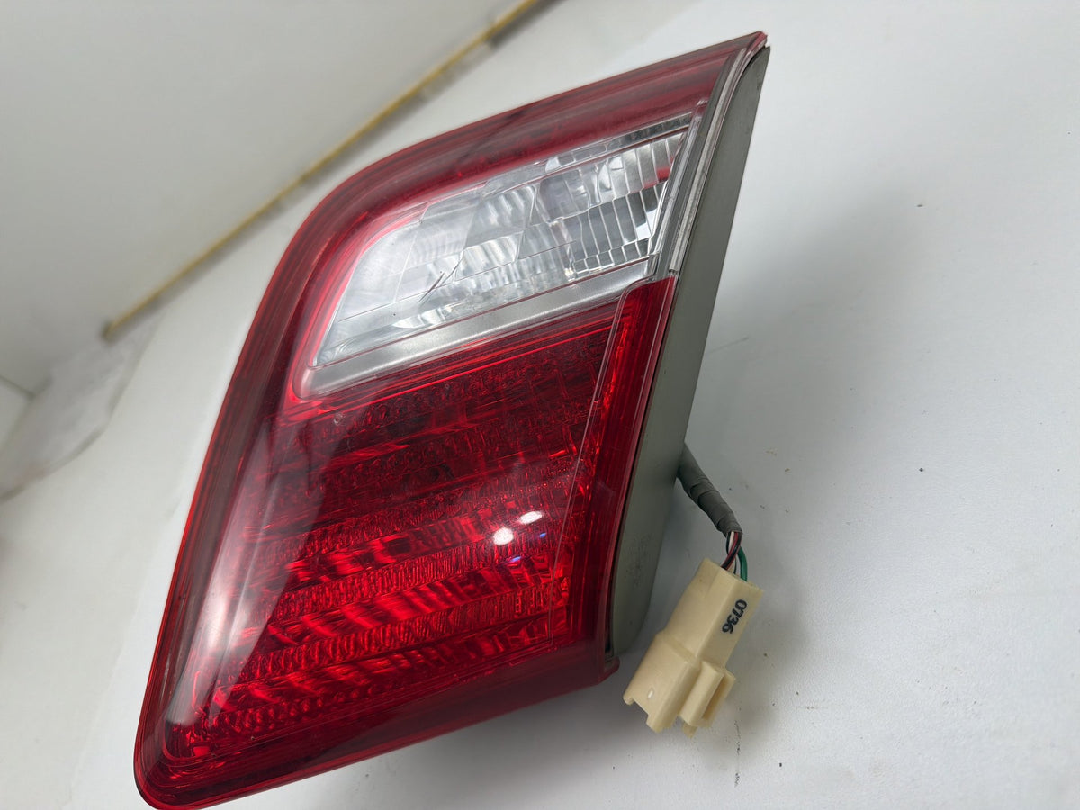 2007-2009 Toyota Camry - Right Passenger Side Tail Light OEM