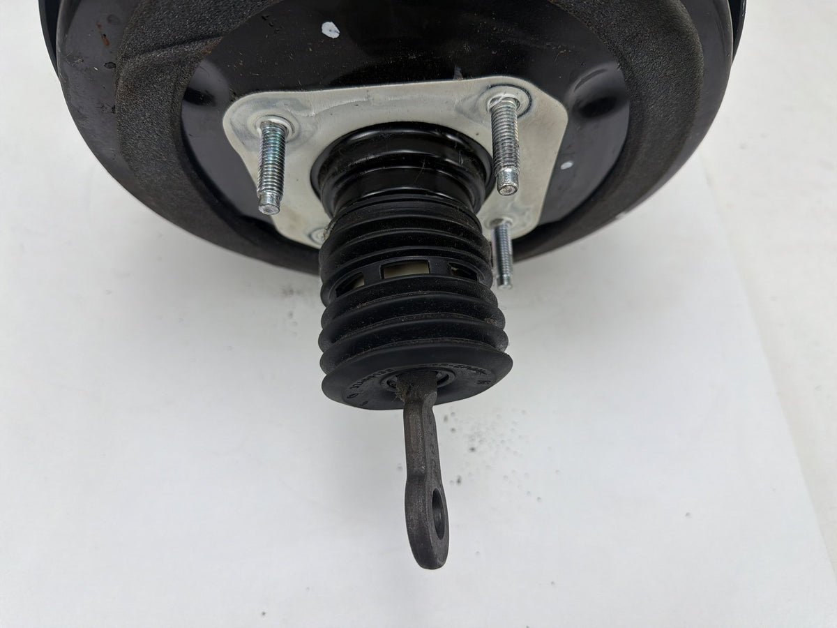 2014-2019 Jeep Grand Cherokee Power Brake Booster Master Cylinder 68190182AE OEM