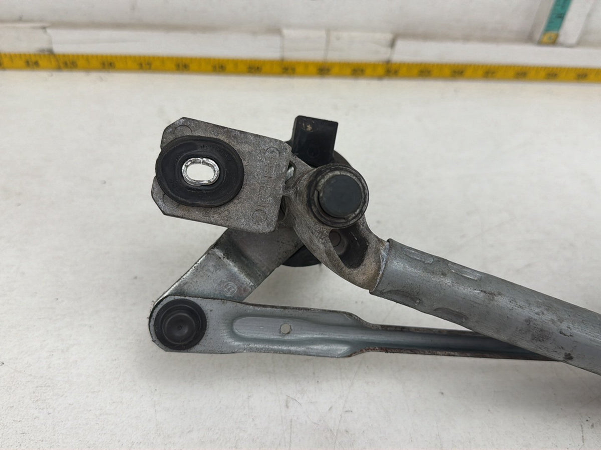 2015-2021 Kia Sedona Front Windshield Wiper Motor & Linkage 98110-A9000 OEM