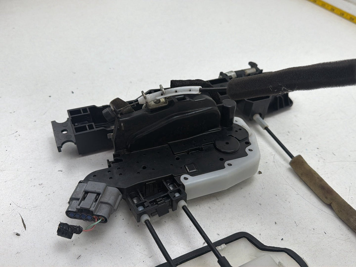 2014-2020 Infiniti Q50 Front Right Passenger Door Lock Actuator Latch OEM