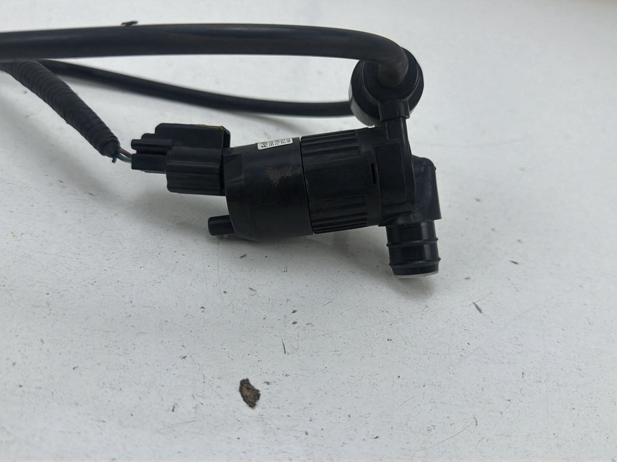 2011-2015 Ford Explorer Washer Pump Motor With Hose BA83-17664-AA OEM