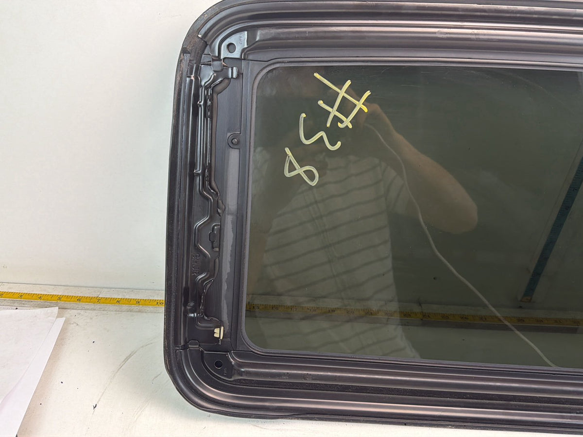 2005-2010 Honda Odyssey - Sun Roof Sunroof Window Glass OEM