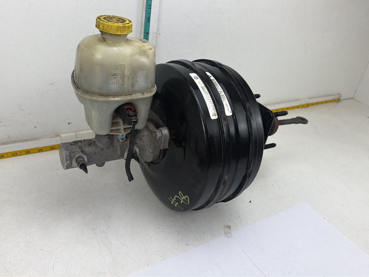 2013-2018 Ram 1500 Power Brake Booster Master Cylinder Fluid Reservoir OEM