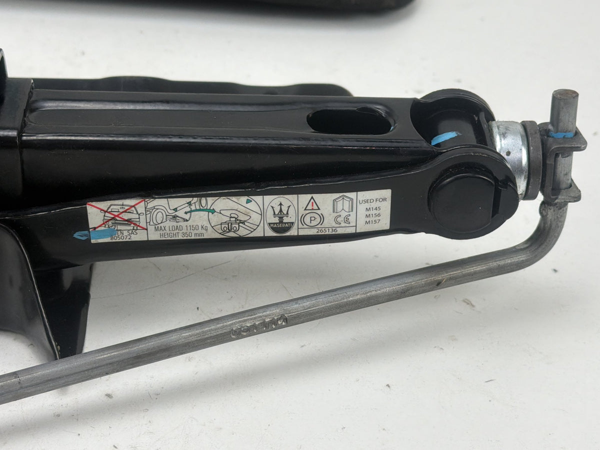 2014-2019 Maserati Ghibli Rear Trunk Emergency Scissor Jack Tool Kit Set OEM