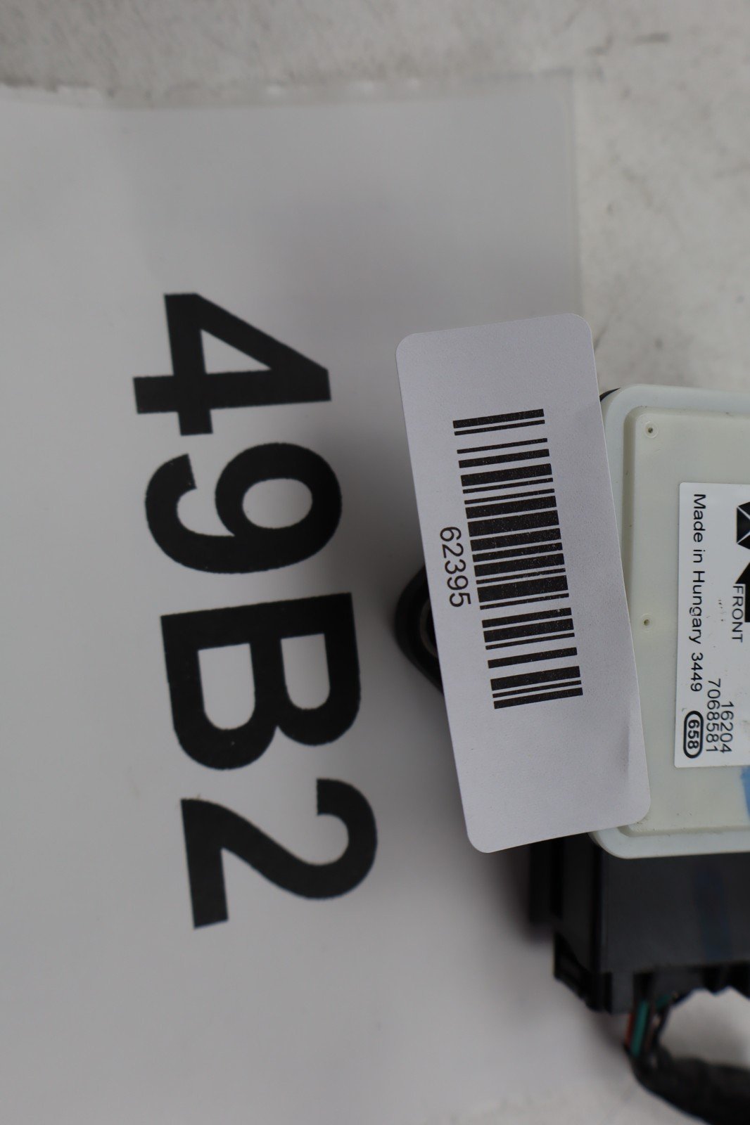2012-2019 Fiat 500 Bosch Yaw Turn Rate Sensor Module Unit 68073504AA OEM