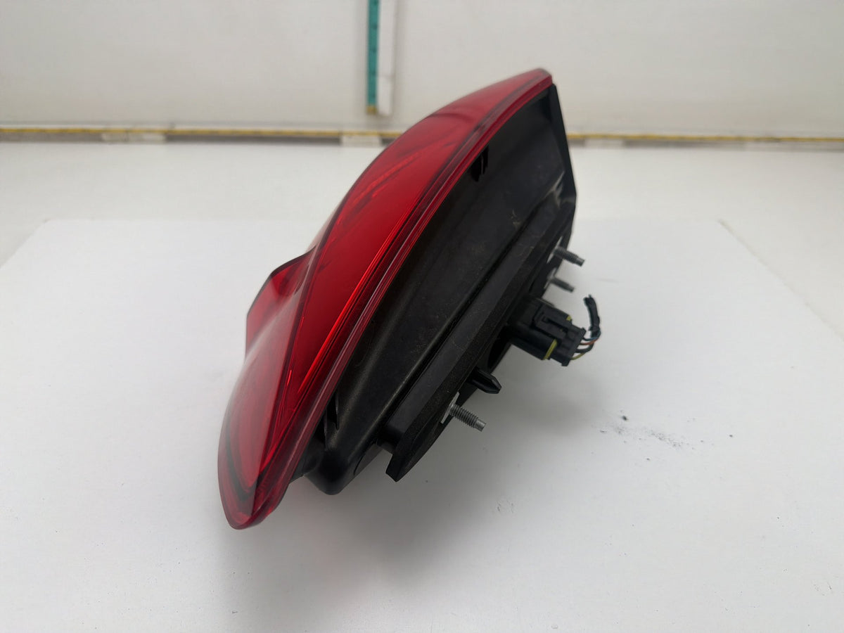 2014-2020 Maserati Quattroporte VI M156 Rear Right Side Outer Taillight Lamp OEM