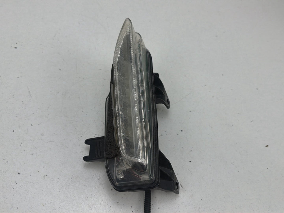 2014-2020 Infiniti Q50 Front Right Passenger Side LED Turn Signal Light OEM