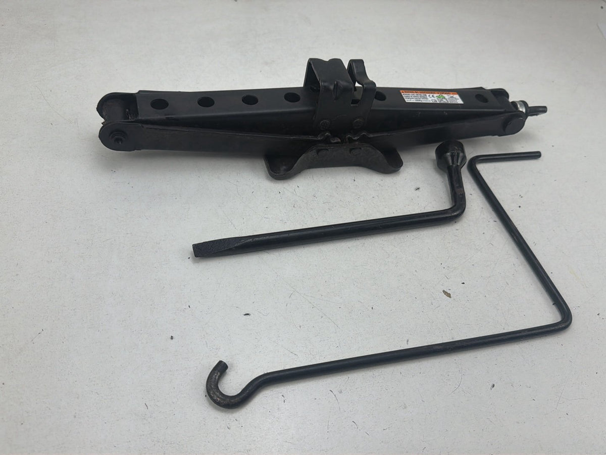 2015 - 2020 Toyota Sienna L30 -Emmergency Spare Tire Lift Jack Tool With Key OEM